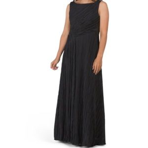 KAY UNGER Contessa Plisse Boat Neck V-Back Sleeveless A-Line Gown Dress, Black